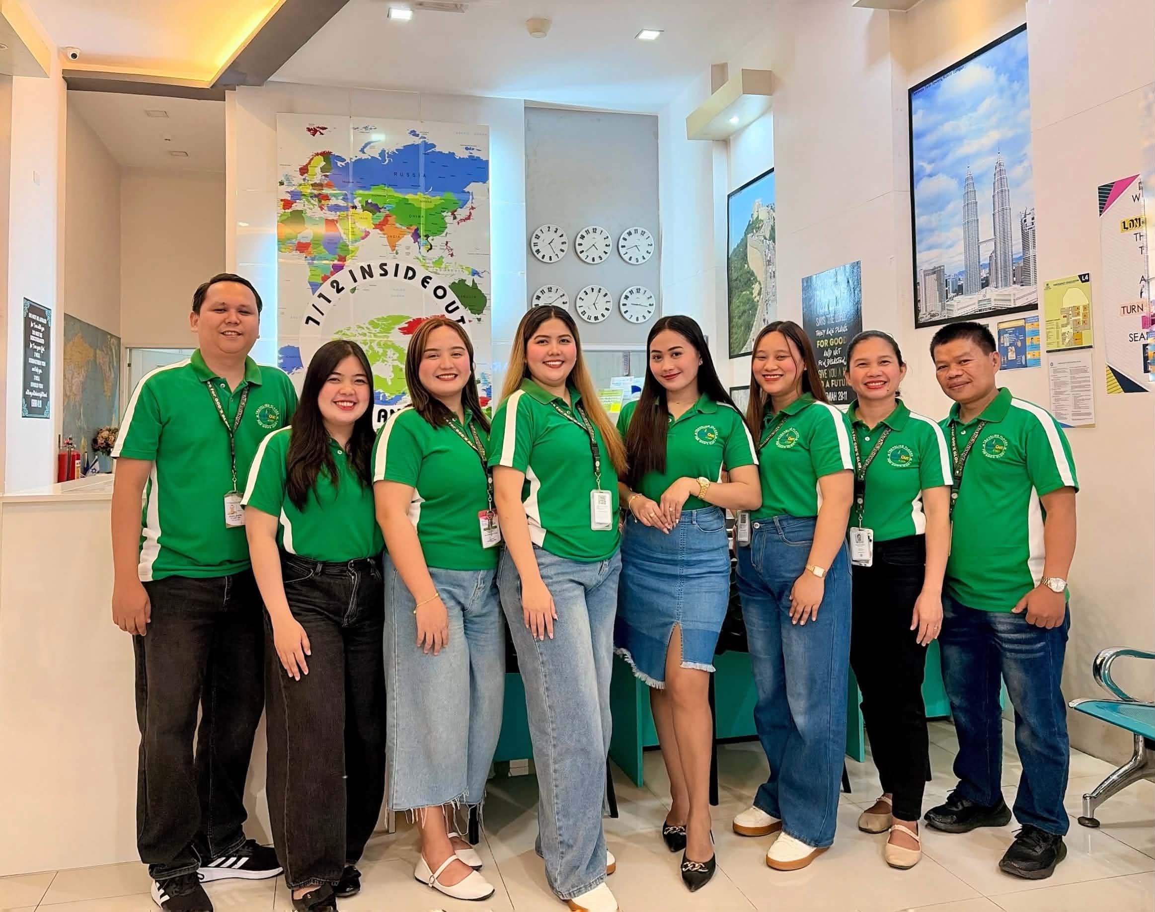 7/12 InsideOut Travel and Tours team